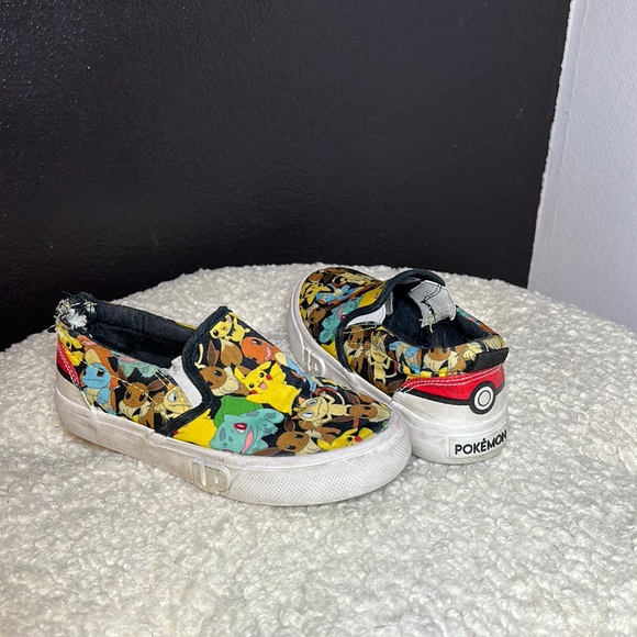 Ground up Pokémon slip on sneakers size 12 toddler - Picture 1 of 1
